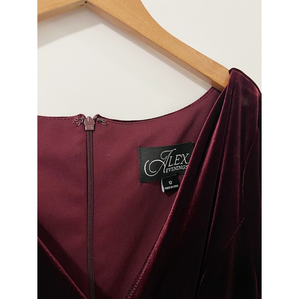 Alex Evenings Velvet Ruched Embellished Sheath Dress Burgundy Size 12 - Picture 6 of 10